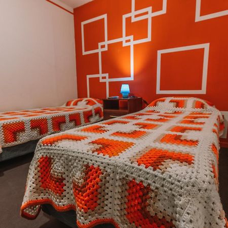Habitaciones Mary 2 Camas Simples En Casa Compartida 乌斯怀亚 外观 照片